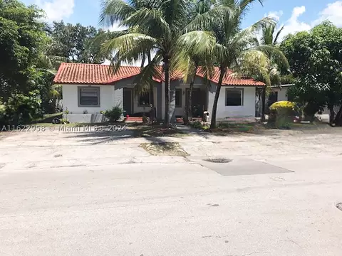401-405 NE 141st St, North Miami, FL 33161