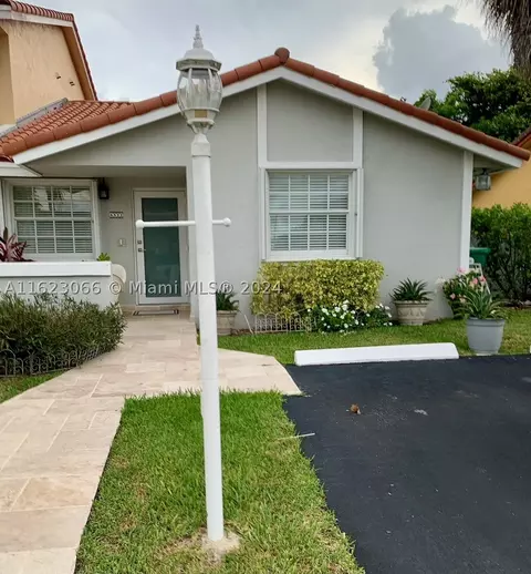 6522 SW 136th Ct, Miami, FL 33183