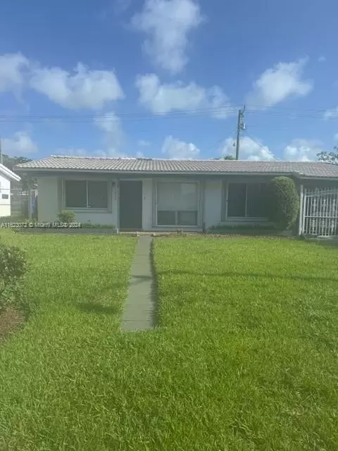 2450 NW 16th St, Fort Lauderdale, FL 33311