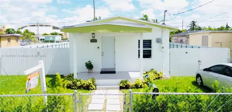546 NW 9th St, Florida City, FL 33034