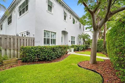 7 NE 20th Ave, Pompano Beach, FL 33060