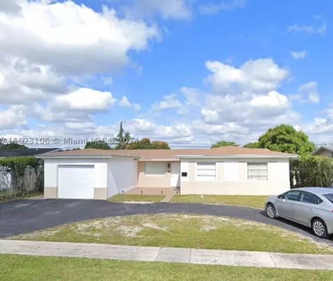 4221 NW 23rd St, Lauderhill, FL 33313