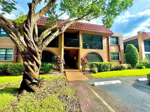 8600 NW 34th Pl #B204, Sunrise, FL 33351
