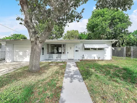 216 NE 17th Ave, Pompano Beach, FL 33060