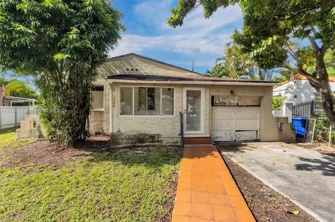 4366 SW 6th St, Miami, FL 33134