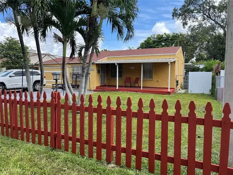 2175 NW 13th St, Miami, FL 33125