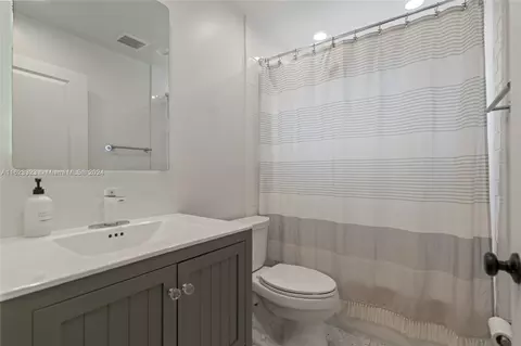 7325 Coldstream Dr, Hialeah, FL 33015 photo 29