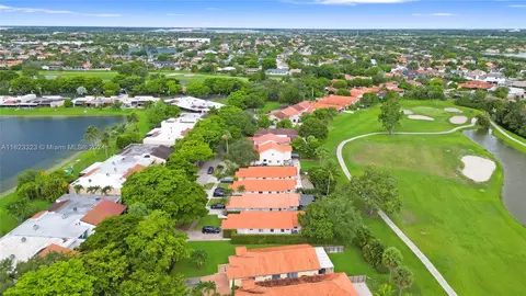 7325 Coldstream Dr, Hialeah, FL 33015 photo 45