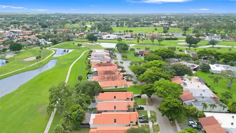 7325 Coldstream Dr, Hialeah, FL 33015 photo 49