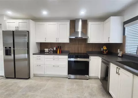 Kitchen - 64 Corydon Dr, Miami Springs, FL 33166 photo 2 of 2