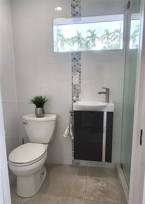 Bath - 64 Corydon Dr, Miami Springs, FL 33166 photo 4 of 4