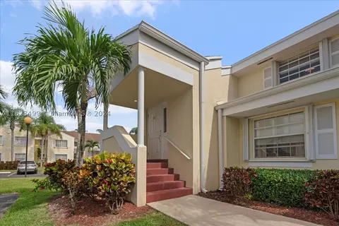 2528 SE 19th Pl #201-C, Homestead, FL 33035