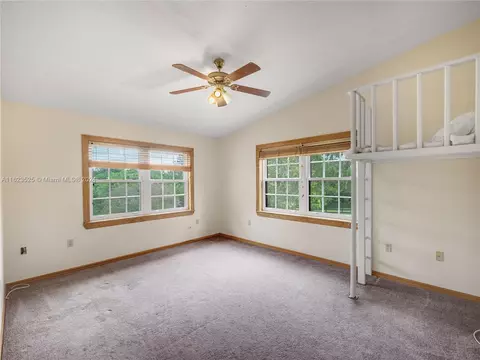 Bedroom - 2110 NE 39th Blvd, Okeechobee, FL 34972 photo 3 of 5