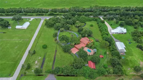 View/Area - 2110 NE 39th Blvd, Okeechobee, FL 34972 photo 3 of 4