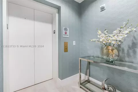 4100 Island Blvd #1903, Aventura, FL 33160
