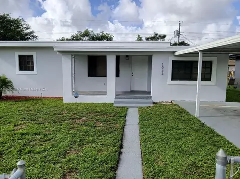 1944 NW 83rd Ter, Miami, FL 33147