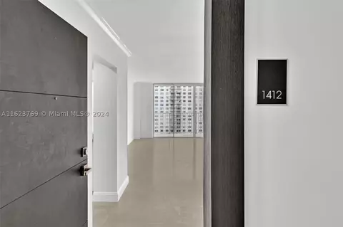2801 NE 183rd St #1412W, Aventura, FL 33160