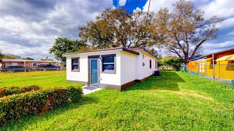 2013 NW 153 St, Miami Gardens, FL 33054