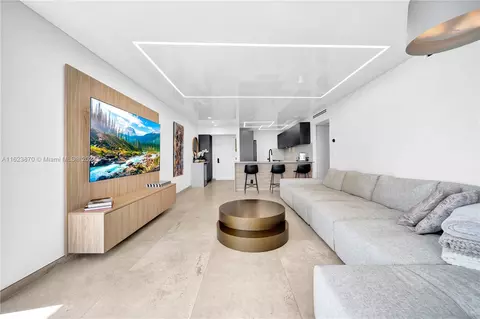 20301 W Country Club Dr #1823, Aventura, FL 33180