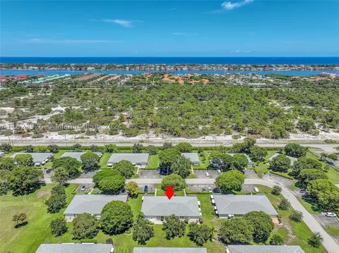 7375 E Oakridge Cir #7375, Lake Worth, FL 33462