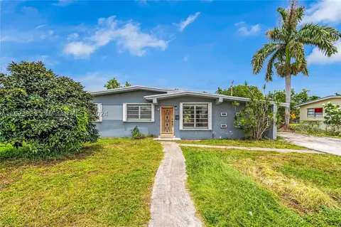 5380 W 14th Ct, Hialeah, FL 33012 photo 1