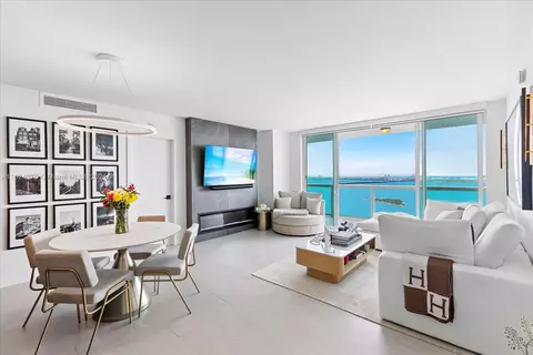 1800 N Bayshore Dr #3905, Miami, FL 33132