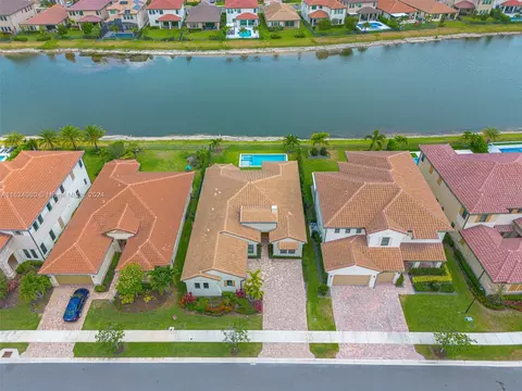 12045 Lake Trail Ln, Parkland, FL 33076