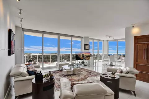 3802 NE 207th St #1501, Aventura, FL 33180