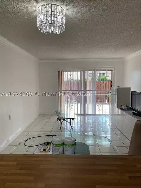 11219 SW 88th St #106C, Miami, FL 33176
