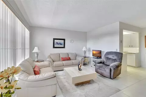 4048 Cornwall C #4048, Boca Raton, FL 33434