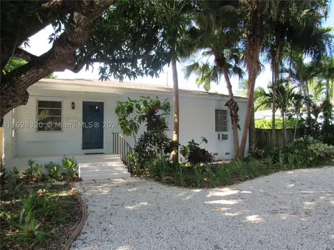 7245 SW 19th Ter, Miami, FL 33155