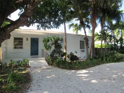 7245 SW 19th Ter, Miami, FL 33155
