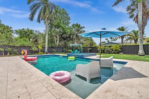 13354 SW 42nd Ter, Miami, FL 33175