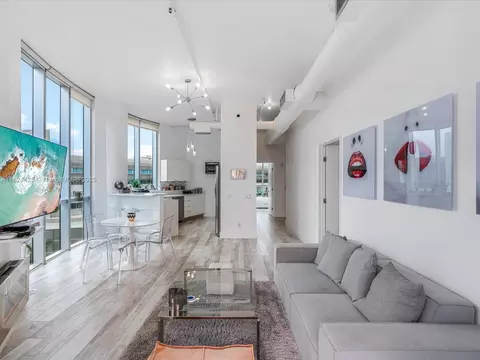 3029 NE 188th St #725, Aventura, FL 33180