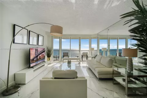 17375 Collins Ave #1901, Sunny Isles Beach, FL 33160