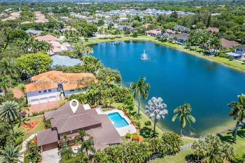 10709 Indian Trl, Cooper City, FL 33328