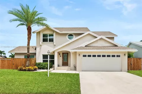 21954 SW 97th Pl, Cutler Bay, FL 33190