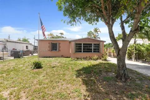 216 SW 21st St, Fort Lauderdale, FL 33315