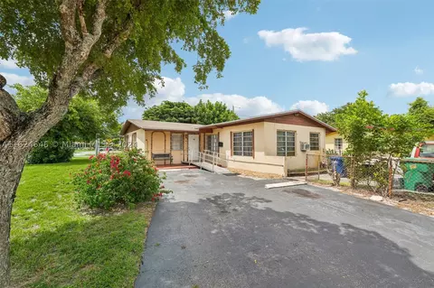 3400 NW 5th Ct, Lauderhill, FL 33311