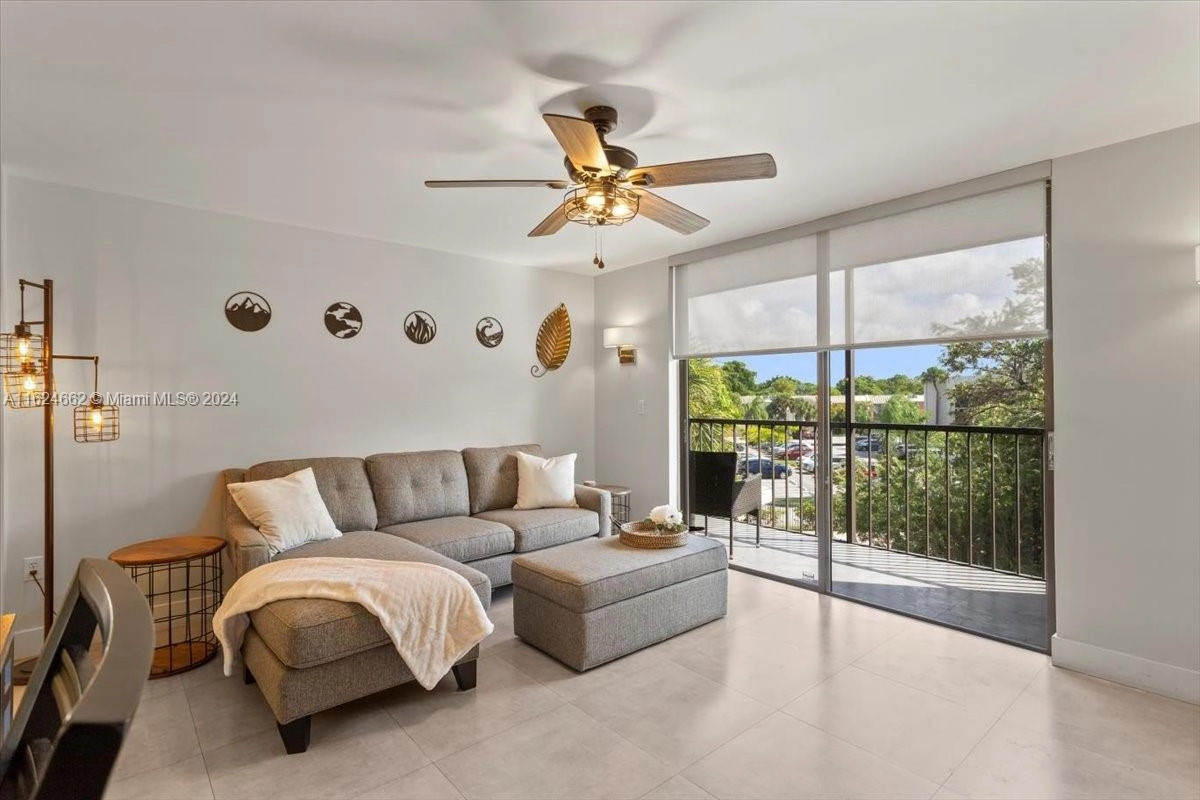 8005 SW 107th Ave Unit 313  