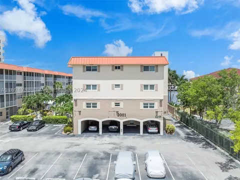 2081 S Ocean Dr #207, Hallandale Beach, FL 33009