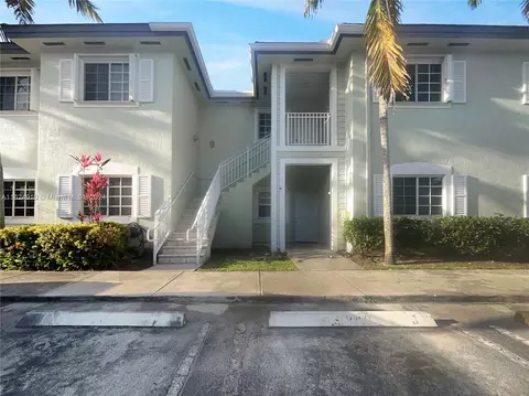 2730 NE 4th St #205, Homestead, FL 33033