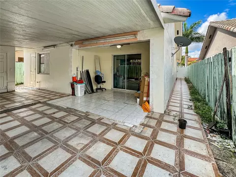 3583 W 72nd St, Hialeah, FL 33018 photo 16
