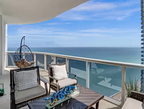 15901 Collins Ave #2702, Sunny Isles Beach, FL 33160