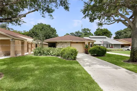 2440 Ginger Ave, Coconut Creek, FL 33063