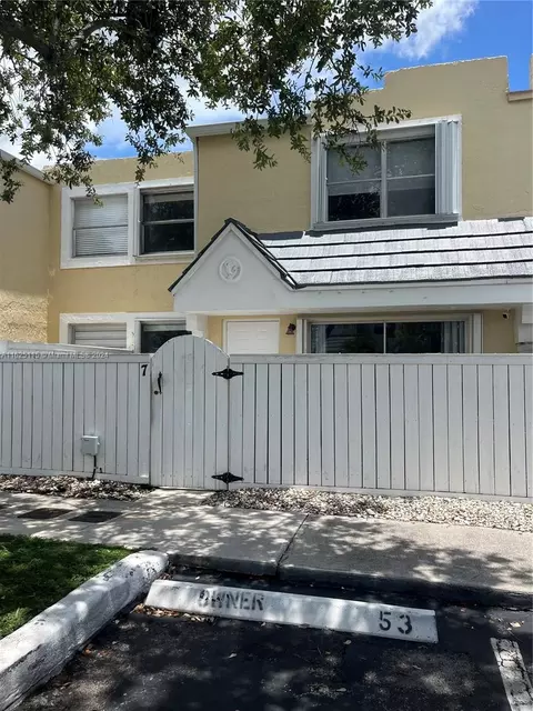 Undisclosed, Miami, FL 33155