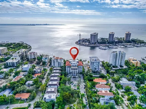 3535 Hiawatha Ave #202, Miami, FL 33133