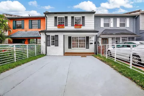 1710 W 72nd St, Hialeah, FL 33014