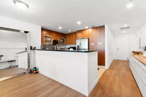 7901 Hispanola Ave #1404, North Bay Village, FL 33141