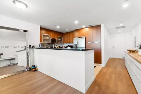 7901 Hispanola Ave #1404, North Bay Village, FL 33141
